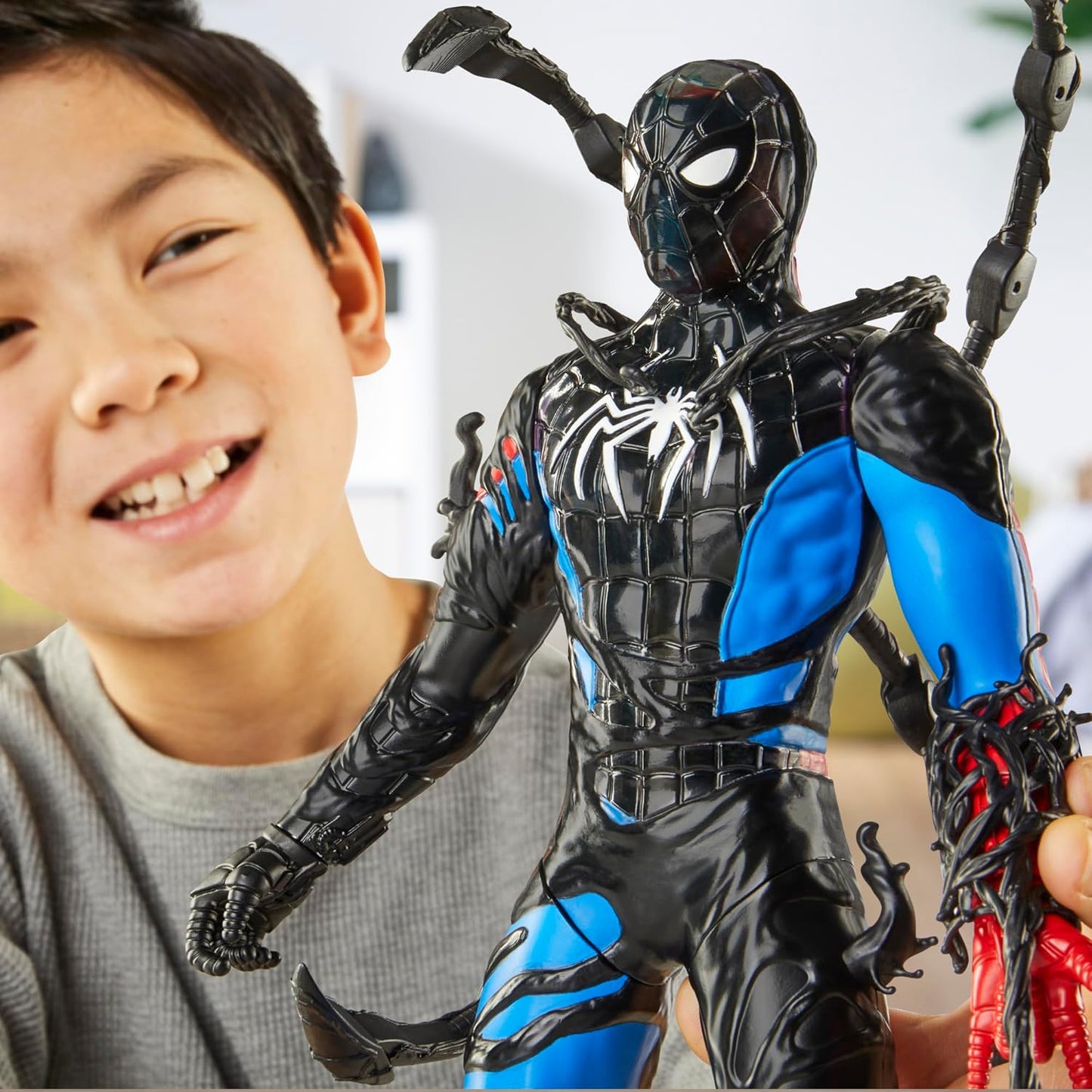Marvel Spider - Man VenomVersus Spider - Man Liquid Shifter Action Figure (11 - inch) - Toy Star Malta